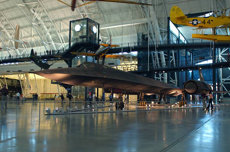 SR-71 in hangar.jpg